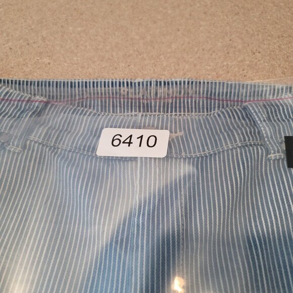 Chico's Platinum Jeans Womens 1.5 (10) - Picture 10 of 10